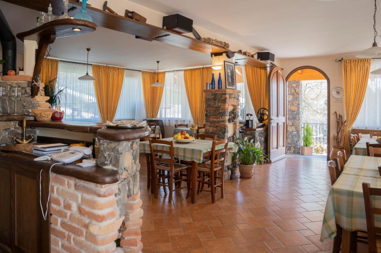 028 - Agriturismo "Il Boschetto" Con Piscina, Pace E Natura - Camera Familiare Cavizzano Eksteriør bilde