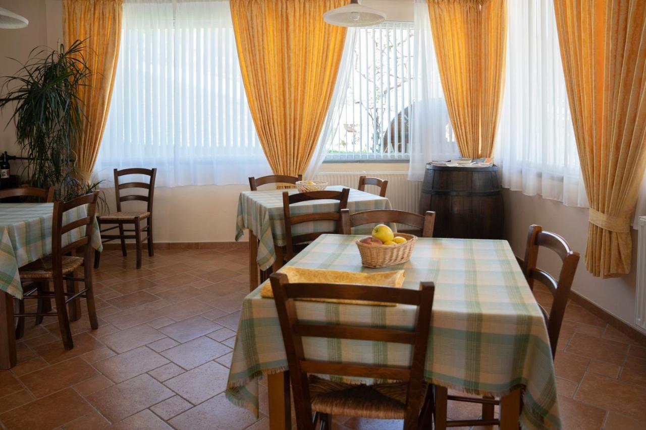 028 - Agriturismo "Il Boschetto" Con Piscina, Pace E Natura - Camera Familiare Cavizzano Eksteriør bilde