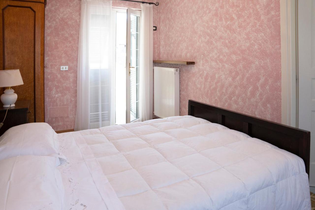 028 - Agriturismo "Il Boschetto" Con Piscina, Pace E Natura - Camera Familiare Cavizzano Eksteriør bilde