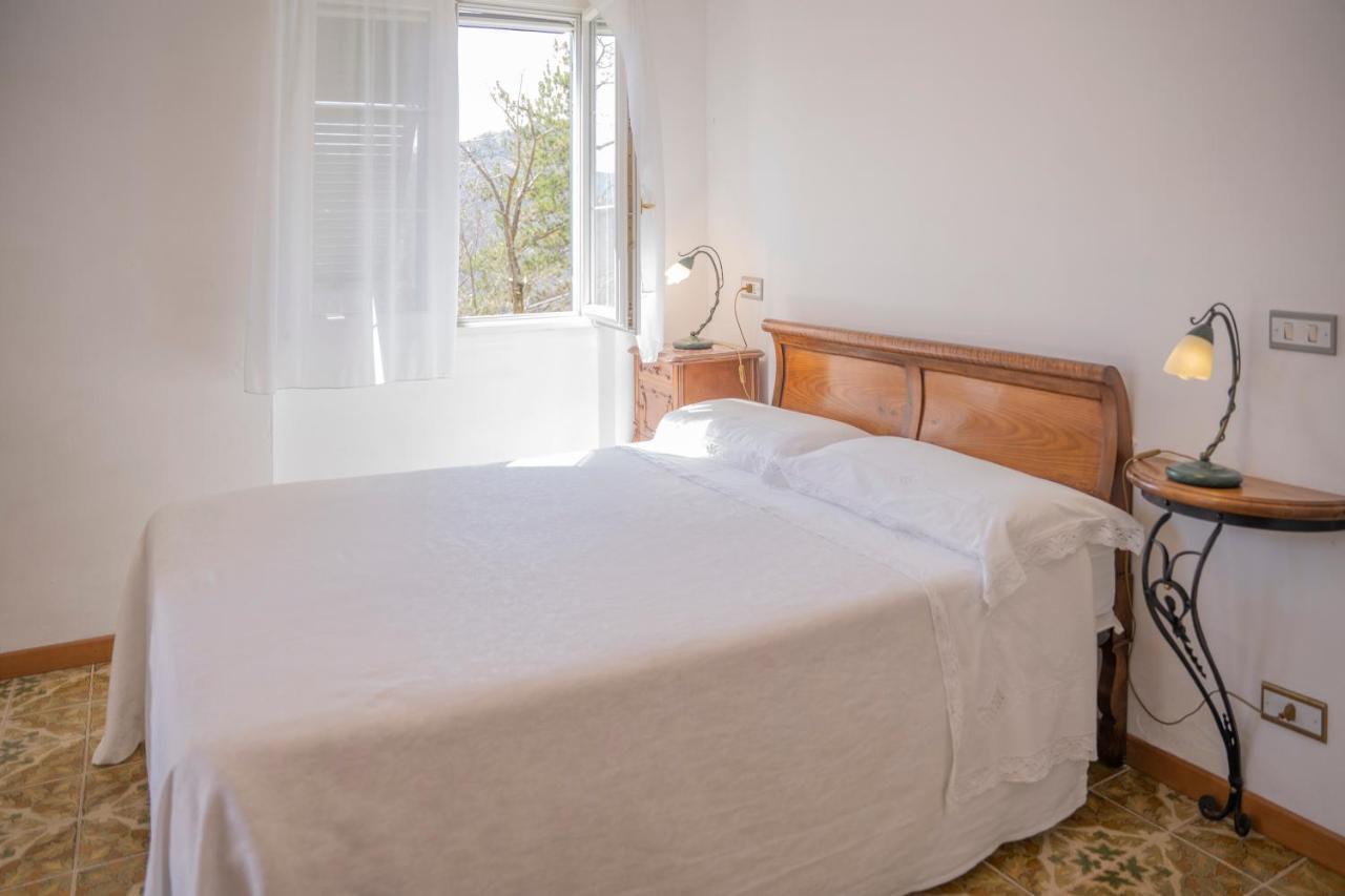 028 - Agriturismo "Il Boschetto" Con Piscina, Pace E Natura - Camera Familiare Cavizzano Eksteriør bilde