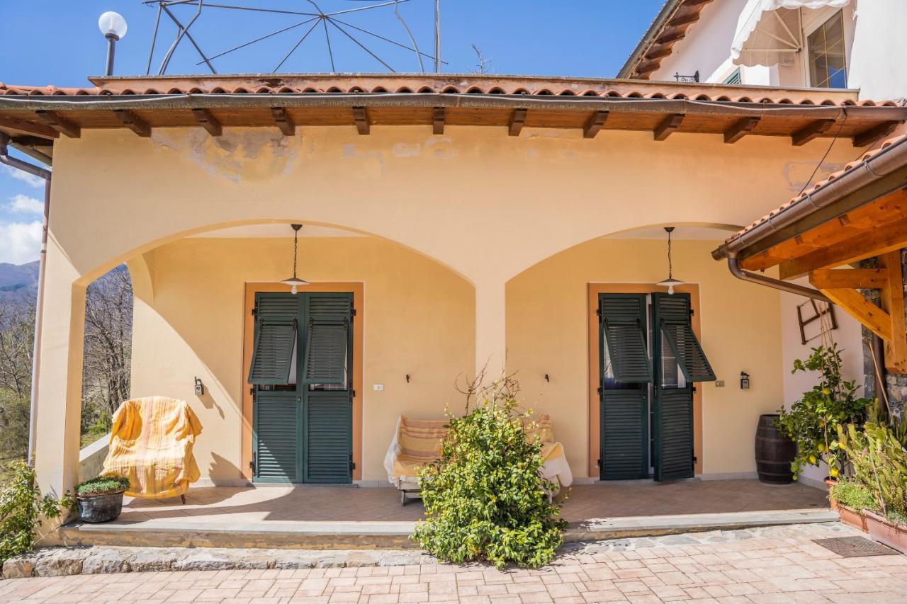 028 - Agriturismo "Il Boschetto" Con Piscina, Pace E Natura - Camera Familiare Cavizzano Eksteriør bilde