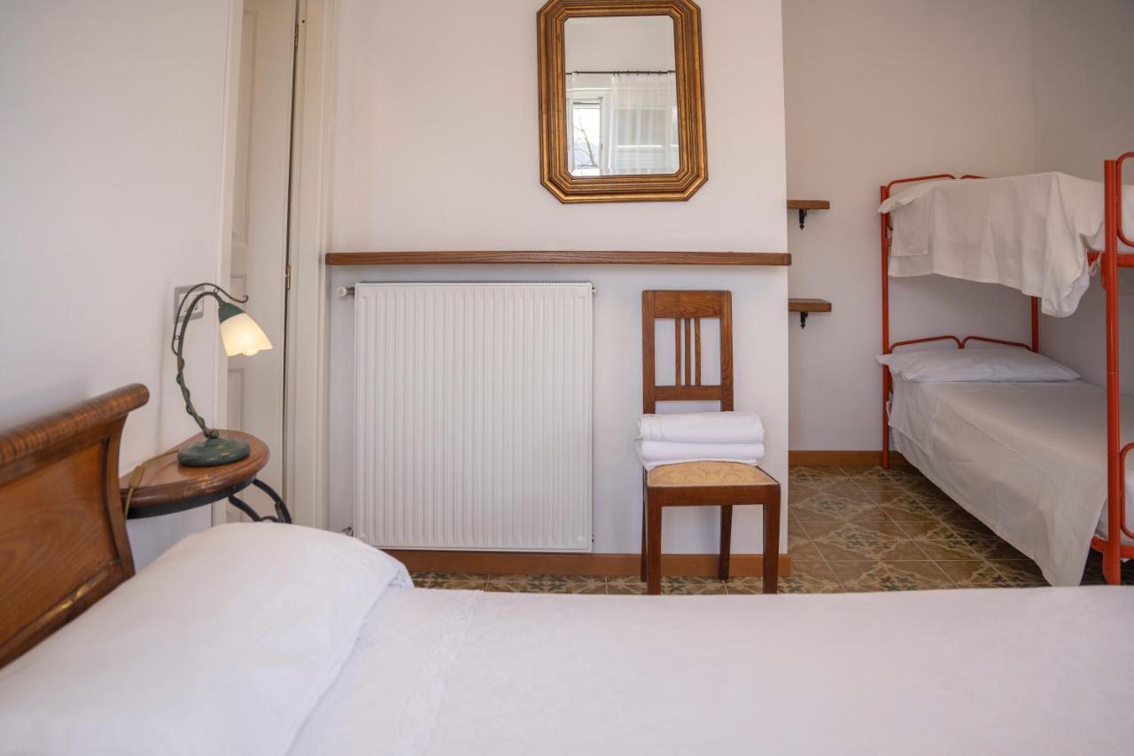 028 - Agriturismo "Il Boschetto" Con Piscina, Pace E Natura - Camera Familiare Cavizzano Eksteriør bilde